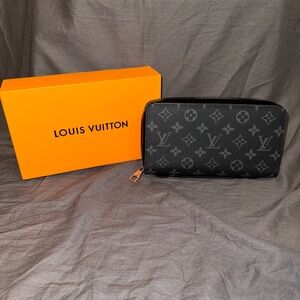 XL monogram black zippered clutch wallet